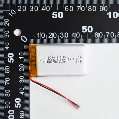 Hoge ontladingssnelheid Batterij 3.7V 1300mah 30CMax60C Oplaadbare 903048 3.7v lithium-polymer batterij